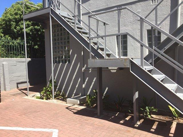 1 Bedroom Property for Sale in Kenilworth Western Cape